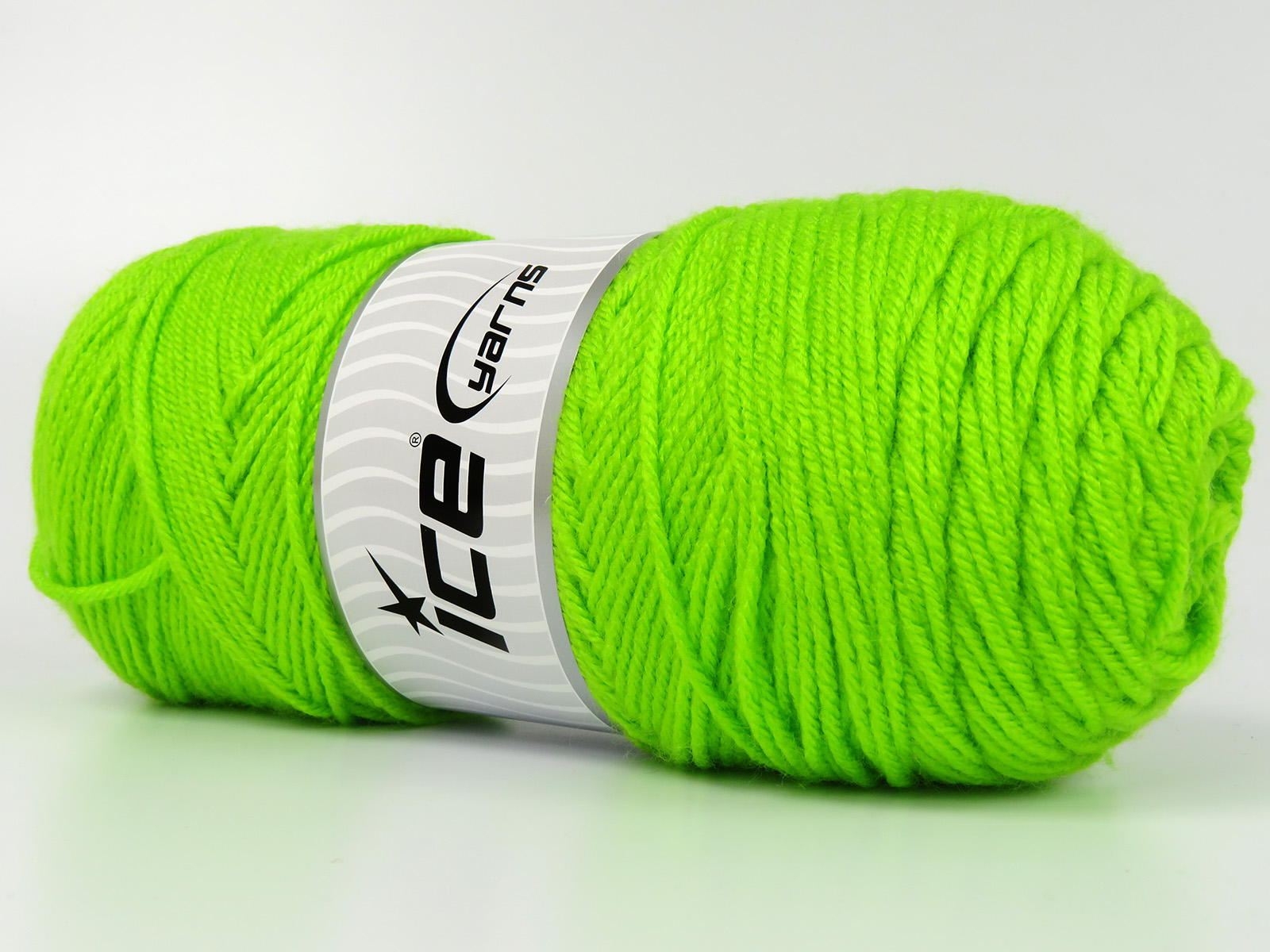 100% Acryl Garen Outlet Yarns 2x175gr Naalddikte 5mm